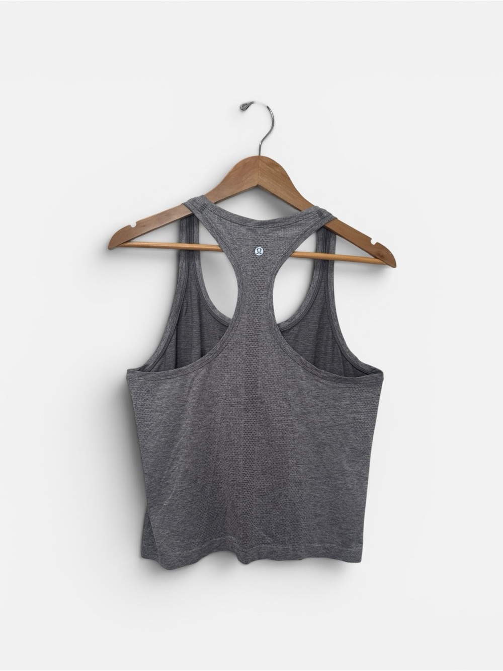 Lululemon Swiftly Tech Racerback Women's Tank Top in Heathered Gray Sz. 12 - Picture 2 of 4